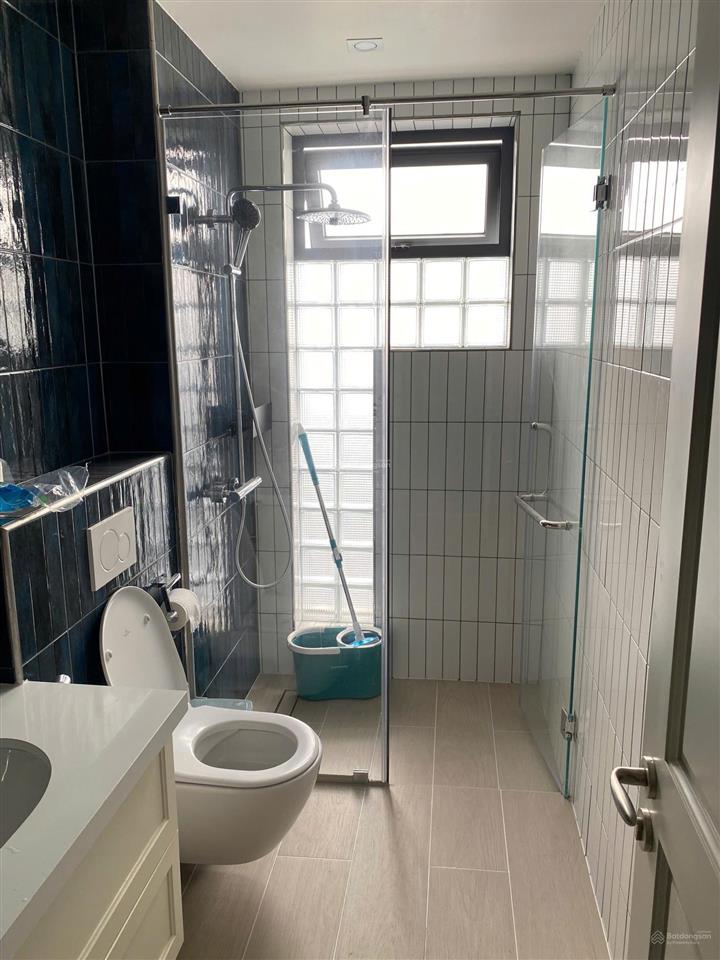 Tôi chính chủ bán gấp nhà phố lavila kiến á dt 5.5x17.6m, đường lớn 20m & 12m giá 11 tỷ, sổ hổng