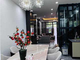 Ngộp ngân hàng  bán gấp kdc cao cấp jamona golden silk q7  dt 5.4x20m (104m2)m2 giá 17 tỷ