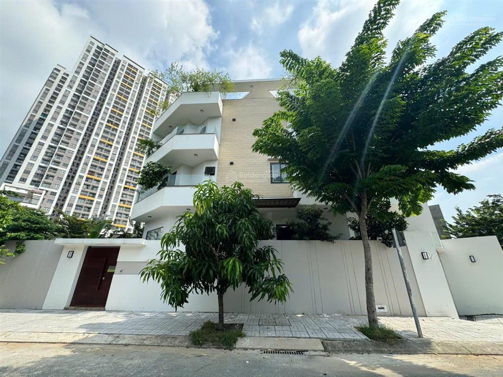 Chính chủ bán gấp lô đất đào trí đường 12m  ngay kdc q7 saigon riverside dt 5x18.3m, giá 7.9 tỷ