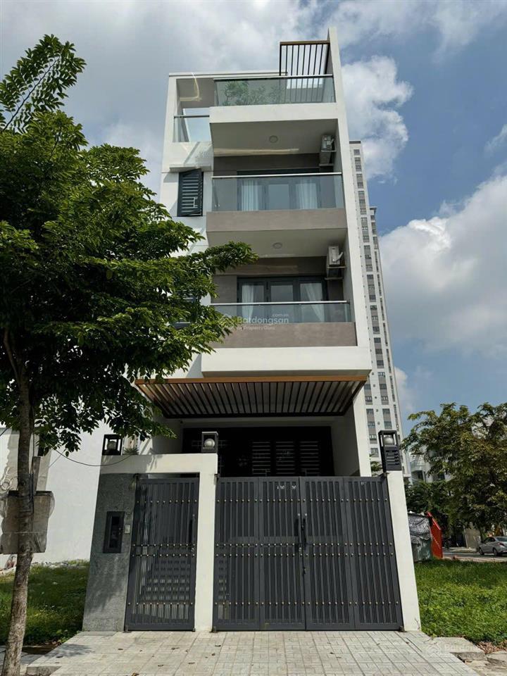 Chính chủ bán gấp lô đất đào trí đường 12m  ngay kdc q7 saigon riverside dt 5x18.3m, giá 7.9 tỷ