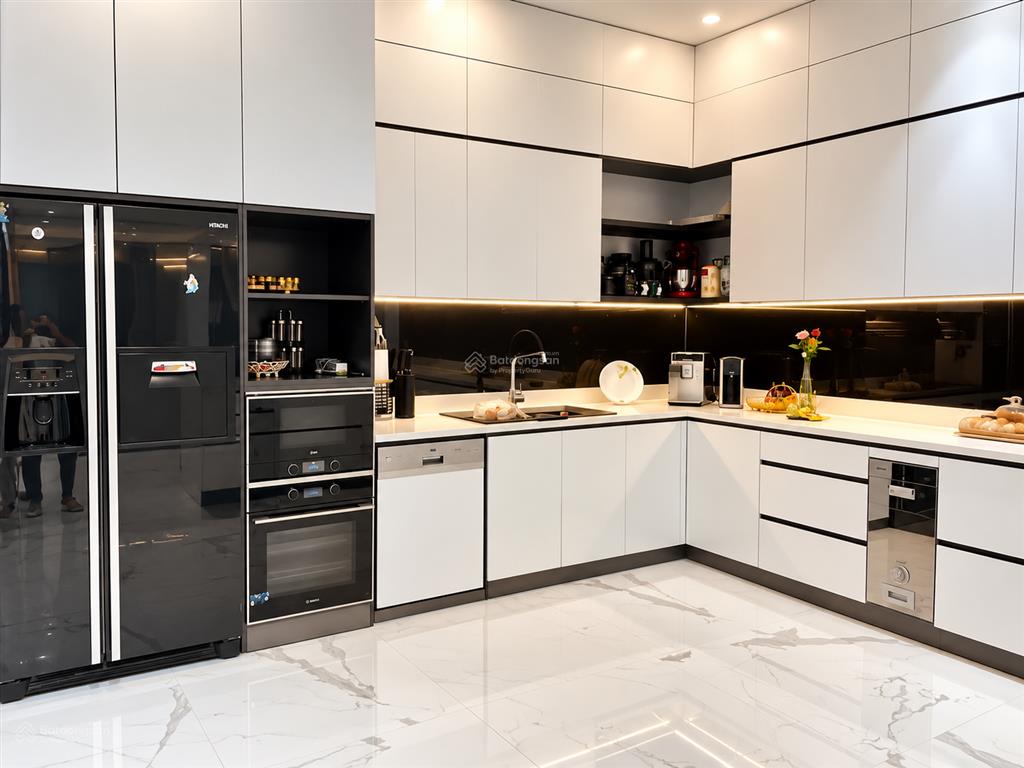Bán gấp nine south estates  nhà phố ven sông 7m ngang  dtsd 260m2  sổ hồng hoàn công giá 18.8 tỷ
