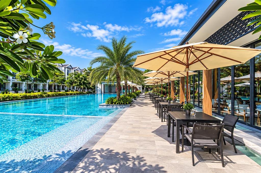Giảm sốc 1 tỷ! hàng hiếm nine south  nhà phố ven sông ngang 7m sổ hồng, hoàn công giá chỉ 16,8 tỷ