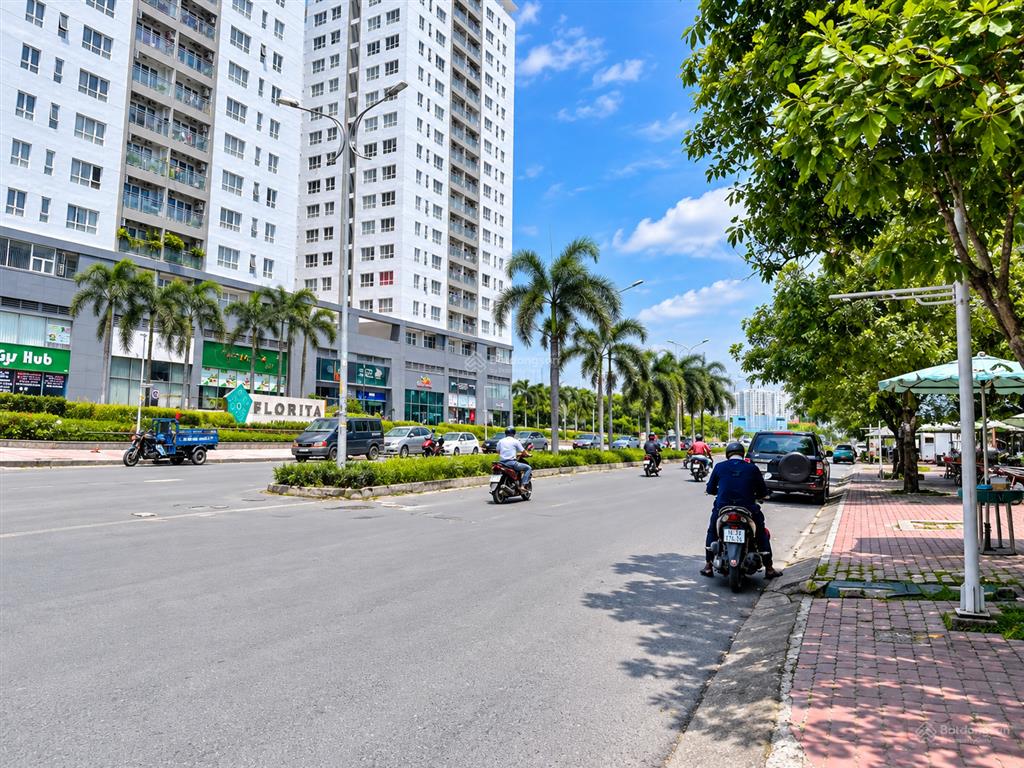 Hàng đầu tư him lam q7  nhà 5x20m có hầm + thang máy  hđ thuê 50tr/tháng  giá 26,5 tỷ