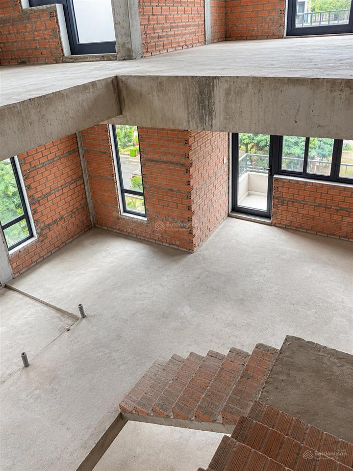Hàng ngộp biệt thự lavila hiếm có chỉ 11.8 tỷ sổ hồng trao tay
