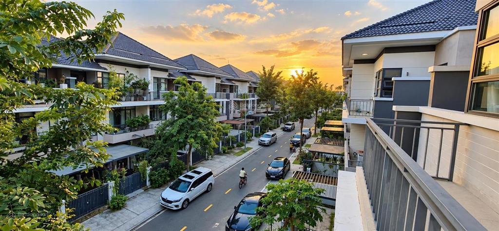 Hàng ngộp biệt thự lavila hiếm có chỉ 11.8 tỷ sổ hồng trao tay