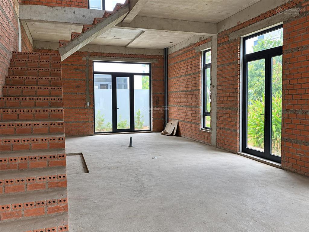 Hàng ngộp biệt thự lavila hiếm có chỉ 11.8 tỷ sổ hồng trao tay