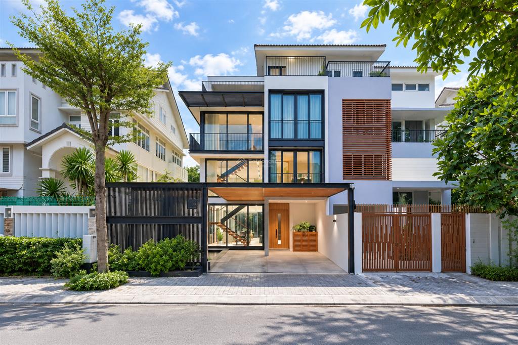 Giảm mạnh 2 tỷ đi nước ngoài! bán nhanh biệt thự phú mỹ vạn phát hưng 214.4m2 liền kề phú mỹ hưng