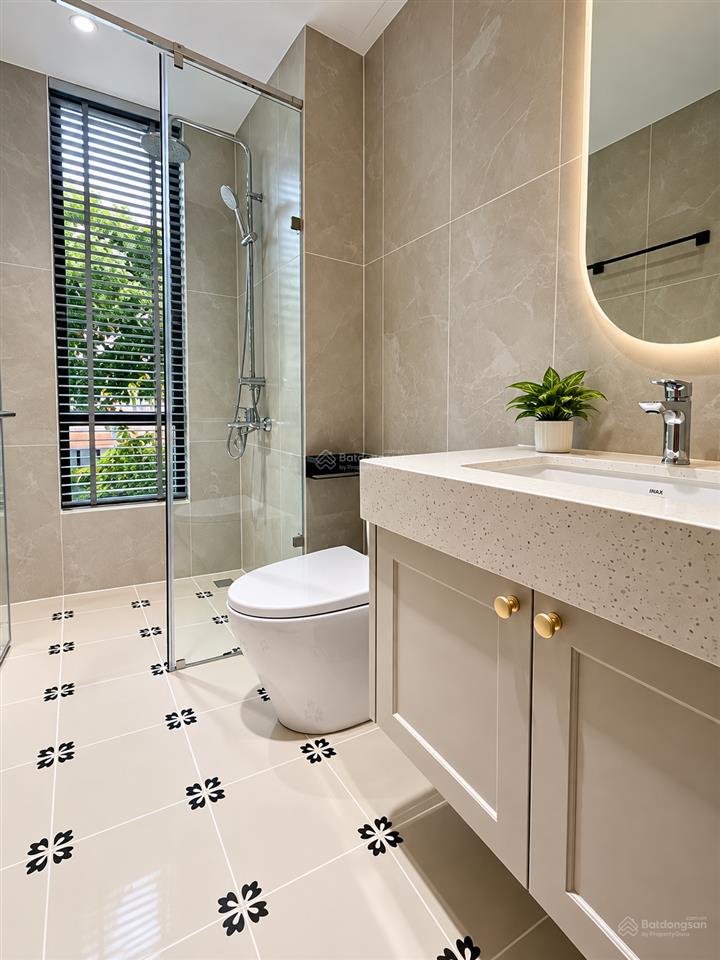 Cần bán gấp lavila nhà bè nhà đẹp 96.8m2 full nội thất sổ hồng sẵn giá chỉ 13 tỷ