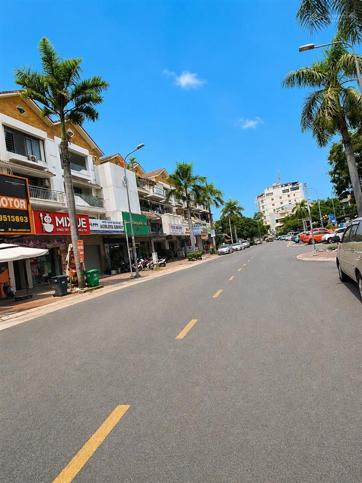 Giảm sốc 3 tỷ! hàng hiếm mt trần trọng cung q7  đối diện vincom  dòng tiền 50tr/tháng  giá 26 tỷ