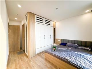 Bán căn hộ 73m2 tầng thoáng full nội thất đẹp tại the wisteria, sẵn sổ công chứng luôn.