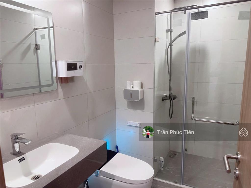 Bán căn hộ 73m2 tầng thoáng full nội thất đẹp tại the wisteria, sẵn sổ công chứng luôn.