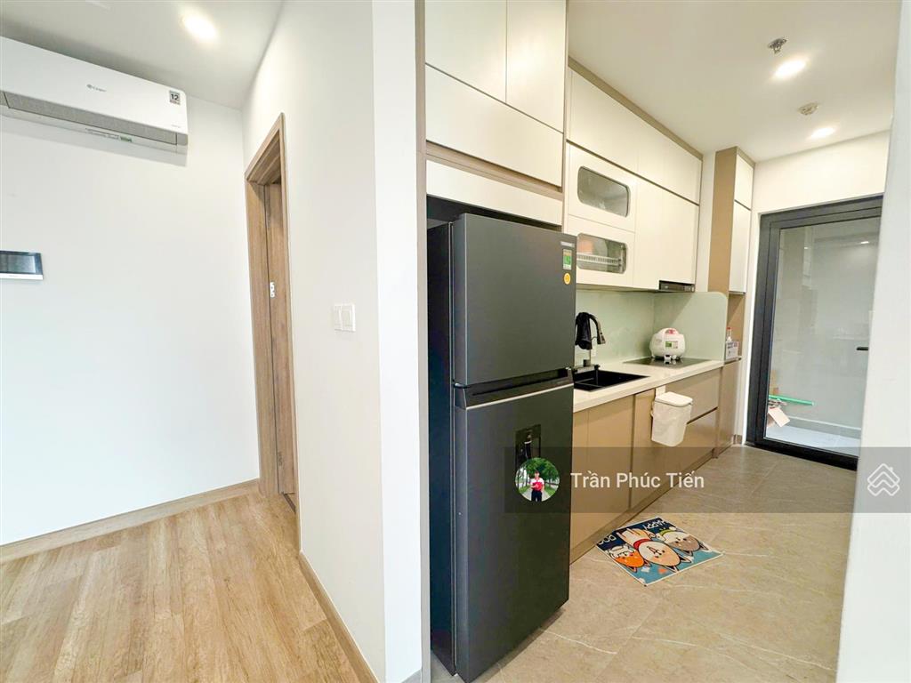 Bán căn hộ 73m2 tầng thoáng full nội thất đẹp tại the wisteria, sẵn sổ công chứng luôn.