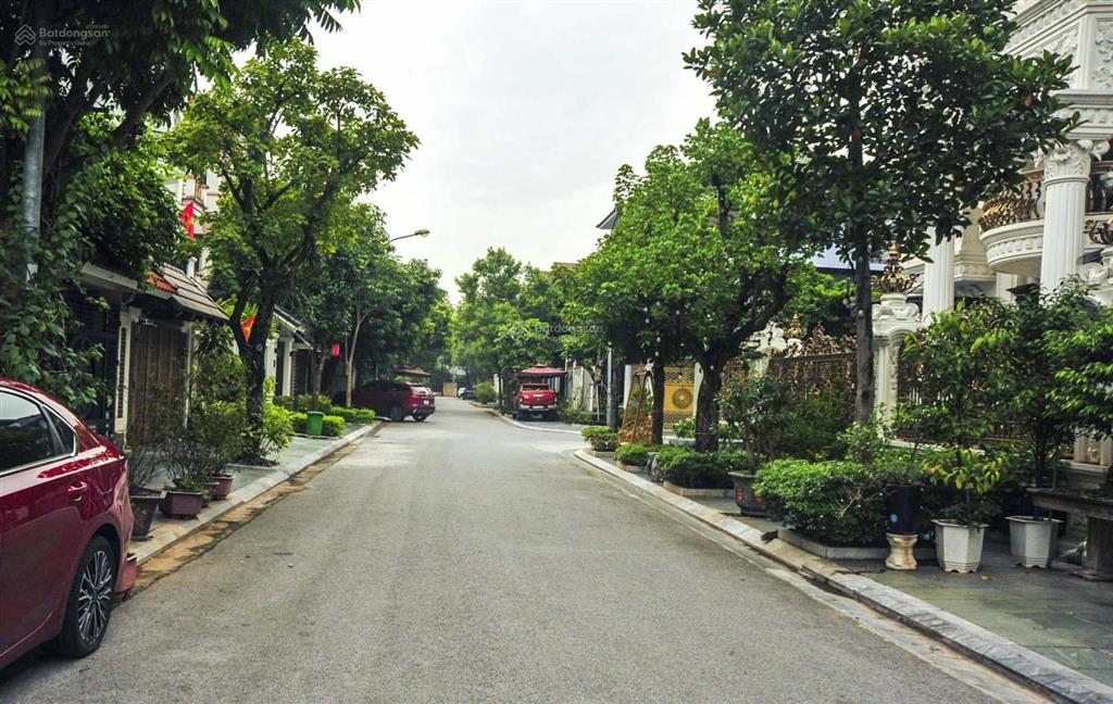 Bán nhà ngõ phân lô phố xuân la, tây hồ. dt 55m2 x 5 tầng x mt 5m. ô tô tránh nhau, vỉa hè rộng