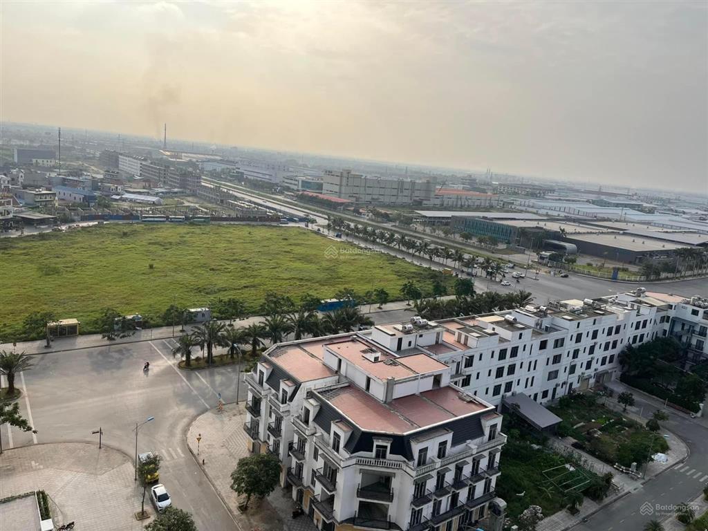 Bán căn shophouse 120m2 giá 7 tỷ, vị trí kinh doanh tốt