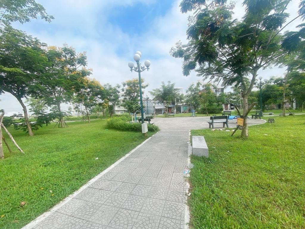 Lô đất đẹp view công viên  hương sơ