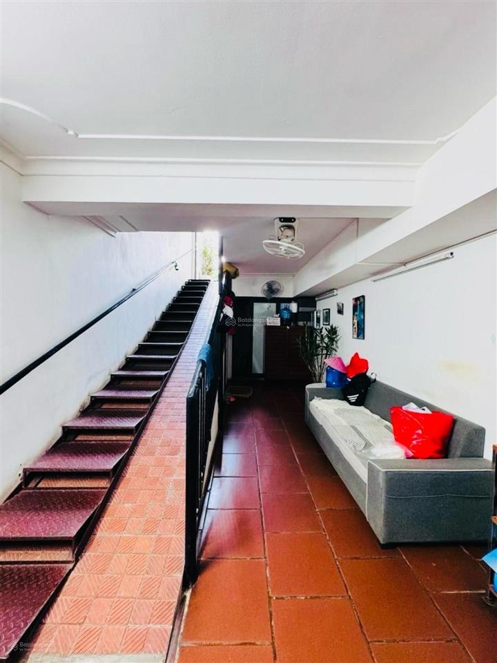 Mặt phố xuân diệu  quảng an  hạ sốc 4 tỷ
