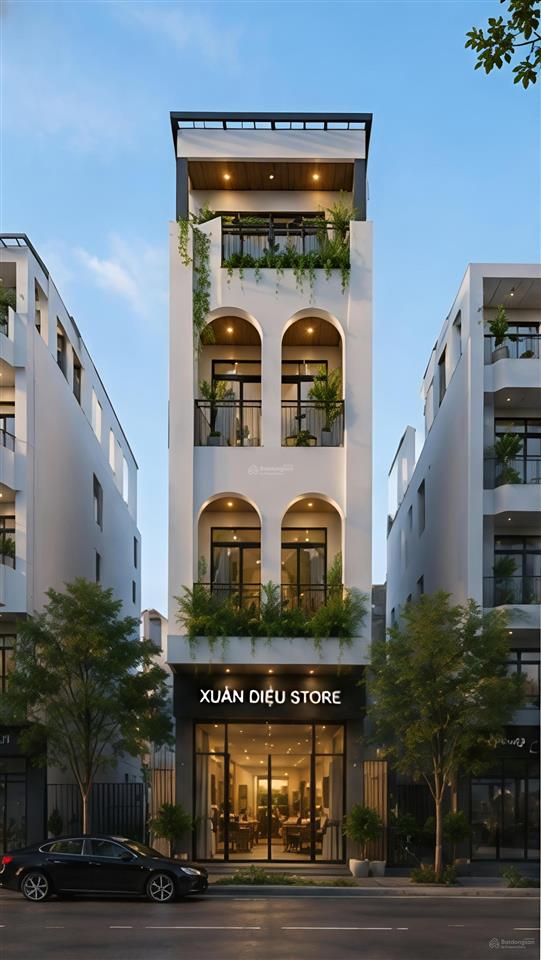Mặt phố xuân diệu  quảng an  hạ sốc 4 tỷ