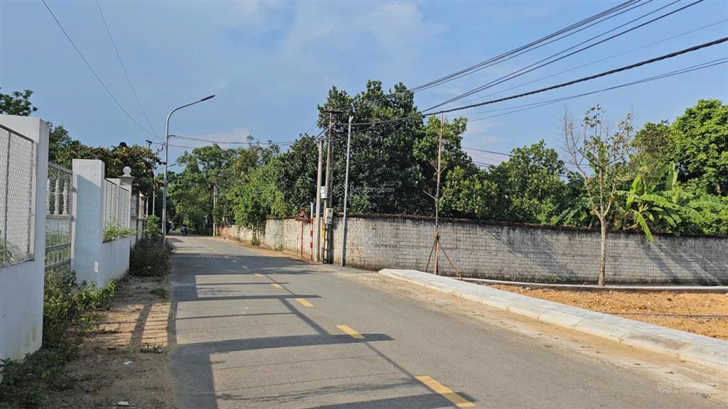 Bán lô góc 2 mặt tiền ở bình yên, hòa lạc lô góc 2 mặt tiền, 211m2 full thổ giá từ 25tr/m2