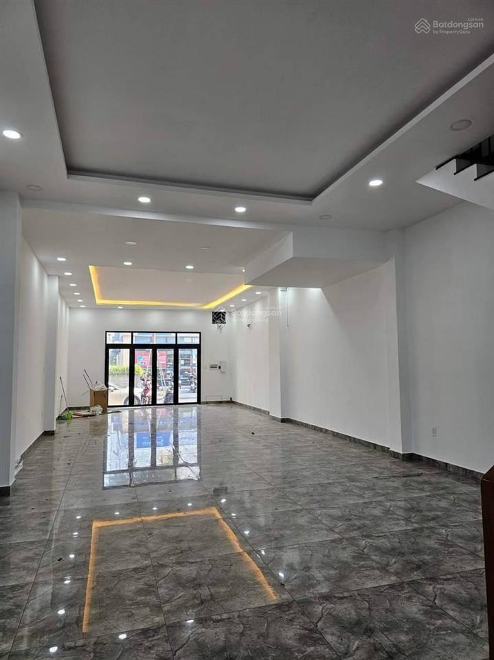 Chính chủ cho thuê nhà mt 96a phan xích long, p. 3, q. bình thạnh. diện tích 5x18m (dtsd 360m2)