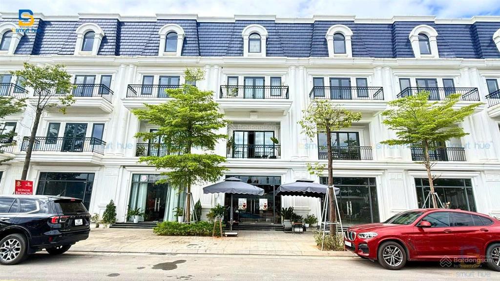 Căn góc 3 mặt tiền đường lớn võ nguyên giáp, cư dân đông, trung tâm tp huế  phù hợp để kinh doanh