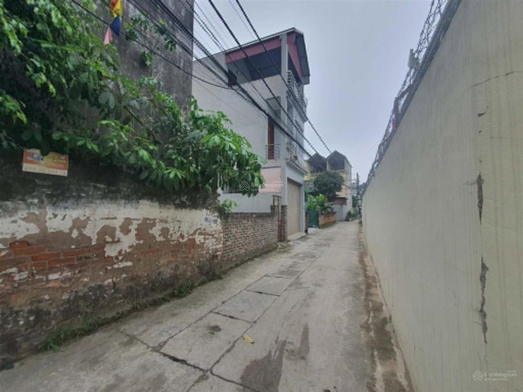 Bán đất nam hồng  đông anh cách vành đai 3 50m. ngõ lớn thông các ngả