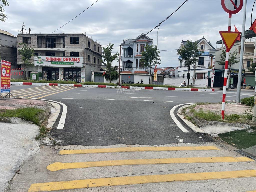 79m đất dịch vụ lại yên  sơn đồng đường 10m vị trí sát đường liên khu 2 giá 9xtr/m siêu cắt lỗ