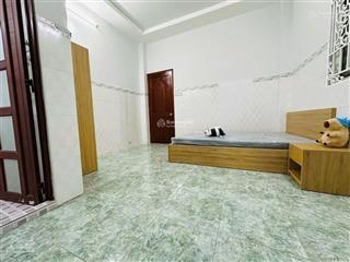 Bán nhà đẹp đường số 3, quận 6 gần bệnh viện đa khoa. có dòng tiền