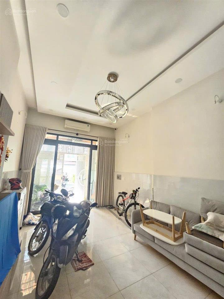 Bán nhà ở cư xá phú lâm d, p. bình phú (4x18) 4 tầng, cách bình phú 10m, chỉ 12,5 tỷ