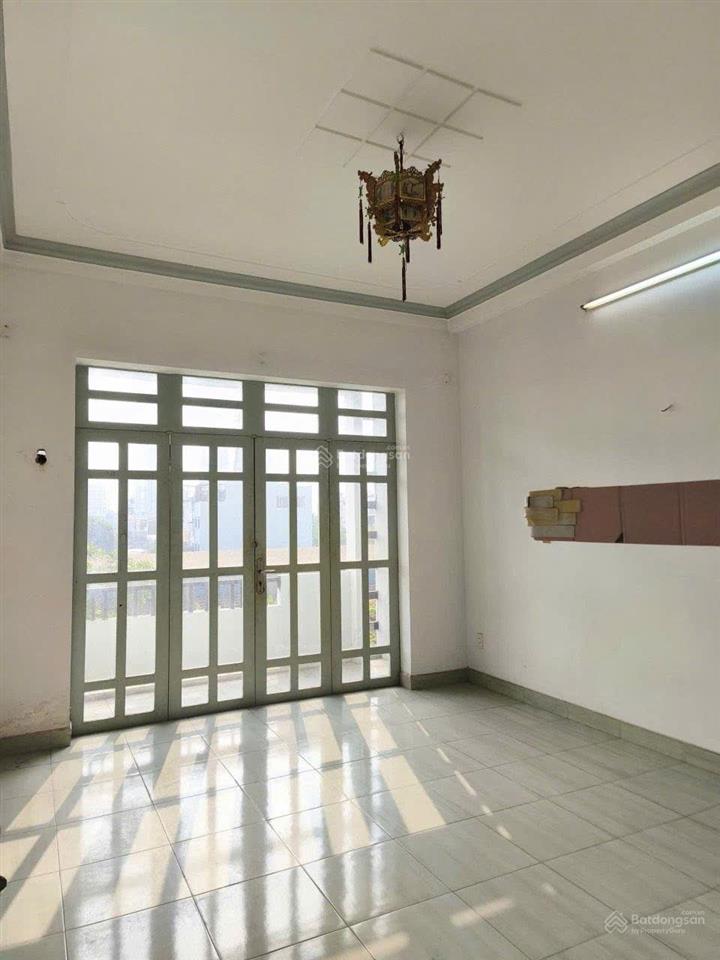 Bán nhà 80m2 ở kdc bình phú, p. bình phú (4x20) 4 tầng đẹp. chỉ 10,2 tỷ