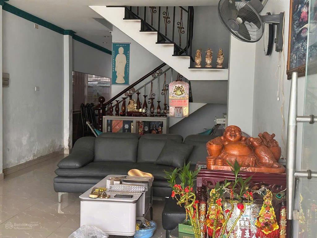 Hấp dẫn ! giá tốt ở mặt tiền chợ lớn, p. bình phú (4x21) hầm 3 tầng. chỉ 17 tỷ