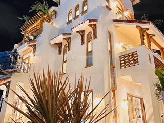 Bán căn hộ blanca city full nội thất  1 pn view sunworld giai đoạn 1  mr duc srt 0856 883 ***