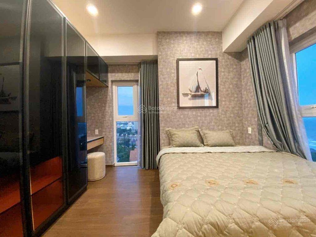 Bán căn hộ chung cư mermaid seaview, 2 phòng ngủ, view biển  mr đức srt 0856 883 ***
