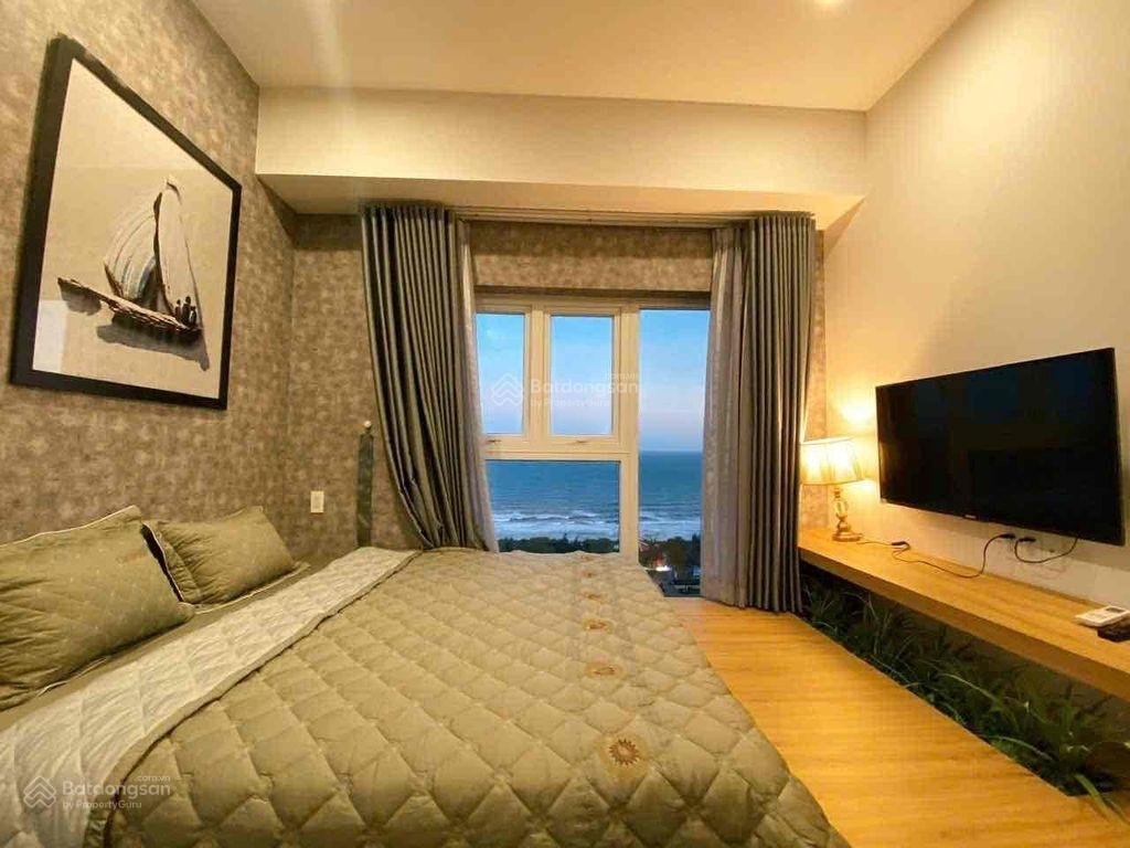Bán căn hộ chung cư mermaid seaview, 2 phòng ngủ, view biển  mr đức srt 0856 883 ***
