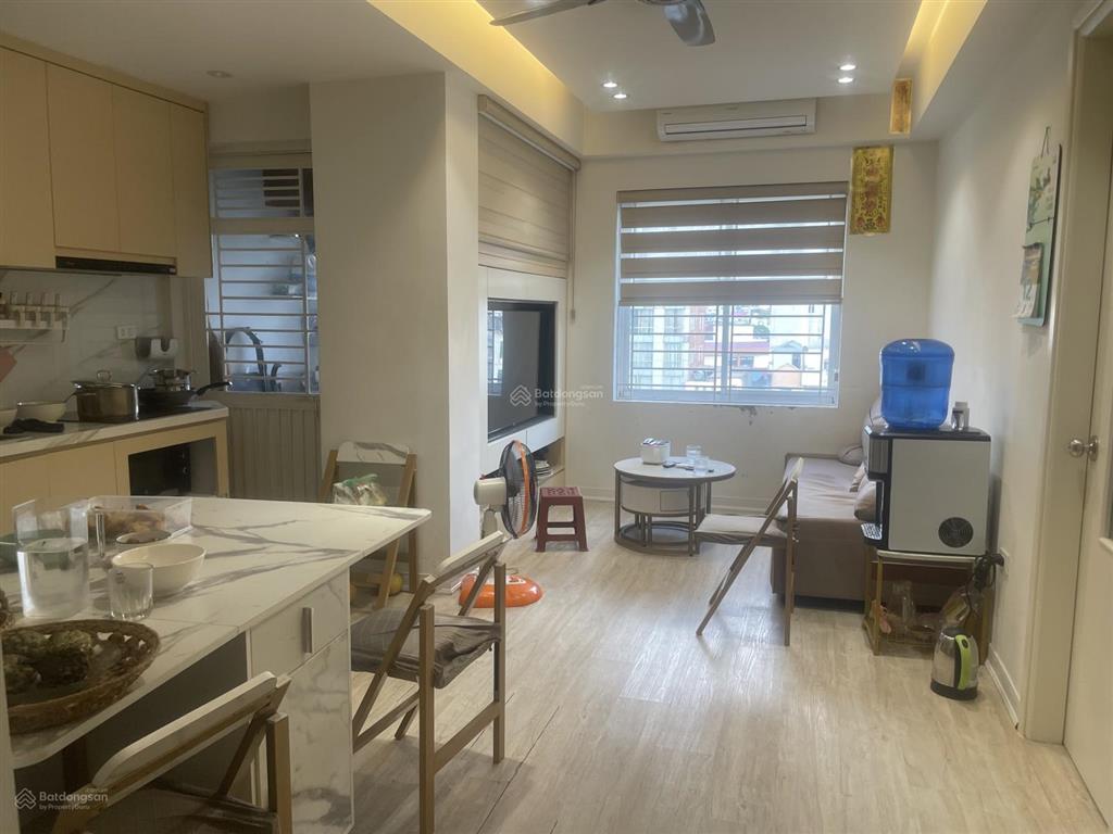 Bán căn hộ chung cư 2pn đường giải phóng gần ngã tư sở  nhà đẹp ở ngay. giá 4.39 tỷ