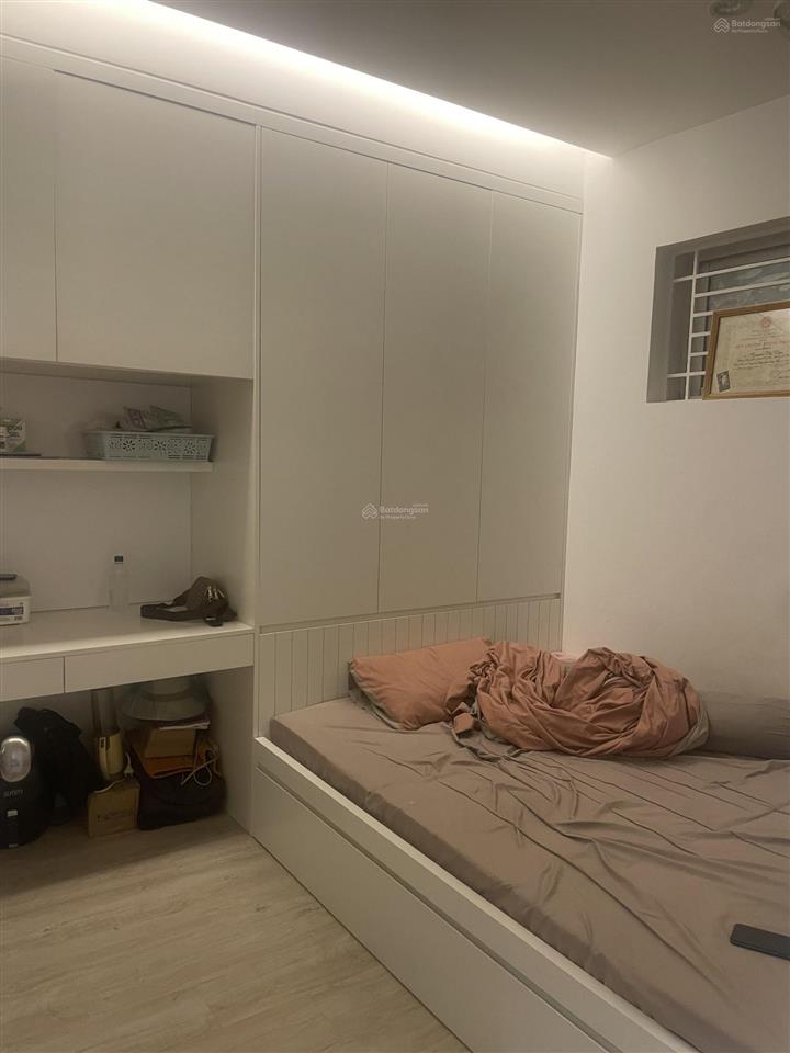 Bán căn hộ chung cư 2pn đường giải phóng gần ngã tư sở  nhà đẹp ở ngay. giá 4.39 tỷ