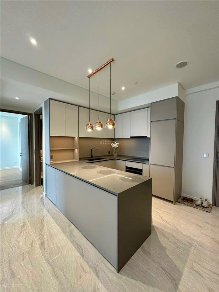 Căn hộ mới 50m2/2pn view hồ bơi, 2 tỷ 3, sổ hồng sẵn, full nt, nguyễn thượng hiền 0794 818 ***