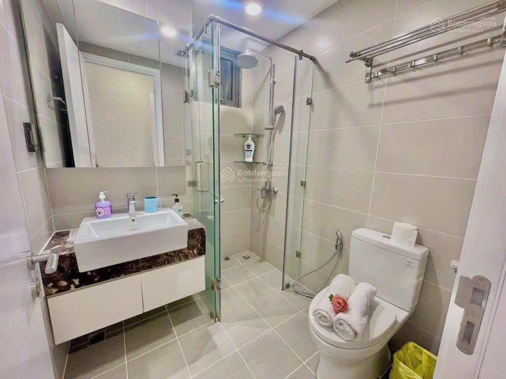 Căn hộ mới 50m2/2pn view hồ bơi ,2 tỷ full nt.nguyễn thượng hiền o794. 818 .249
