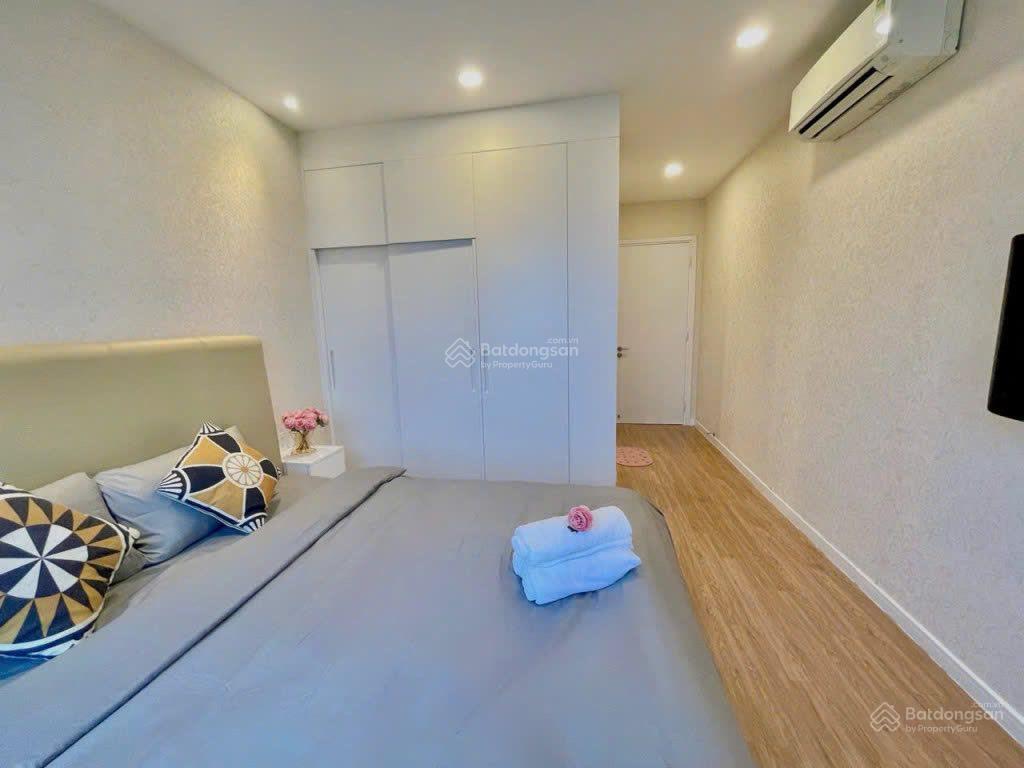 Căn hộ mới 50m2/2pn view hồ bơi ,2 tỷ full nt.nguyễn thượng hiền o794. 818 .249