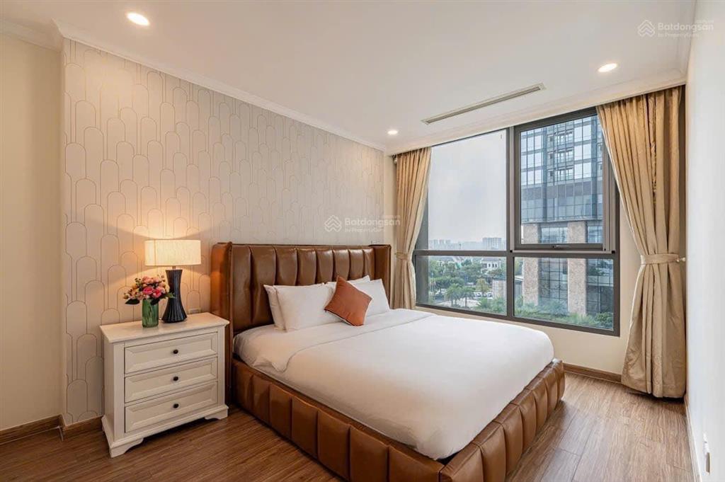 Căn hộ view hồ bơi 52m2/2 tỷ 1 full nt, shr,vay 85%,dọn ở liền. nguyễn thượng hiền 0794 818 ***