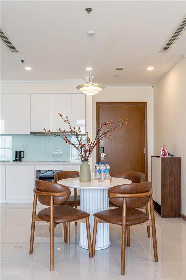 An cư lập nghiệp ch 52m22 tỷ 1 sổ hồng,full nt,dọn ở liền,thuê 14tr,góp k lãi,hoàng văn thụ