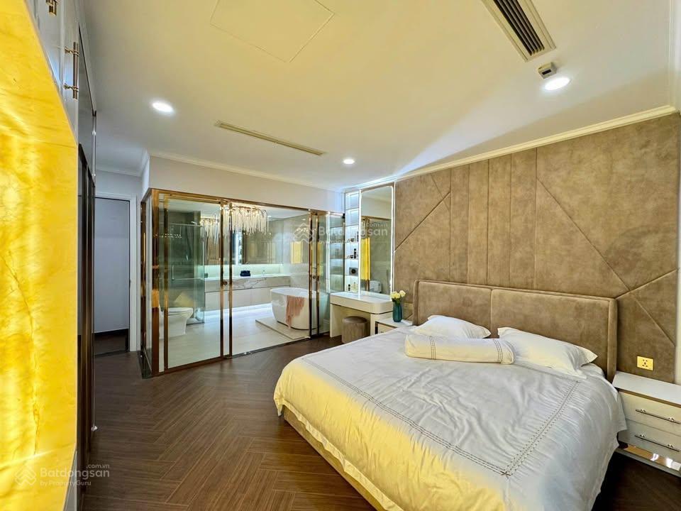 (hoàn thiện 100%) view hồ bơi 55m2/2 tỷ 2 full nt,shr,vay 85%, ở liền.mt hồng hà 0794 818 ***