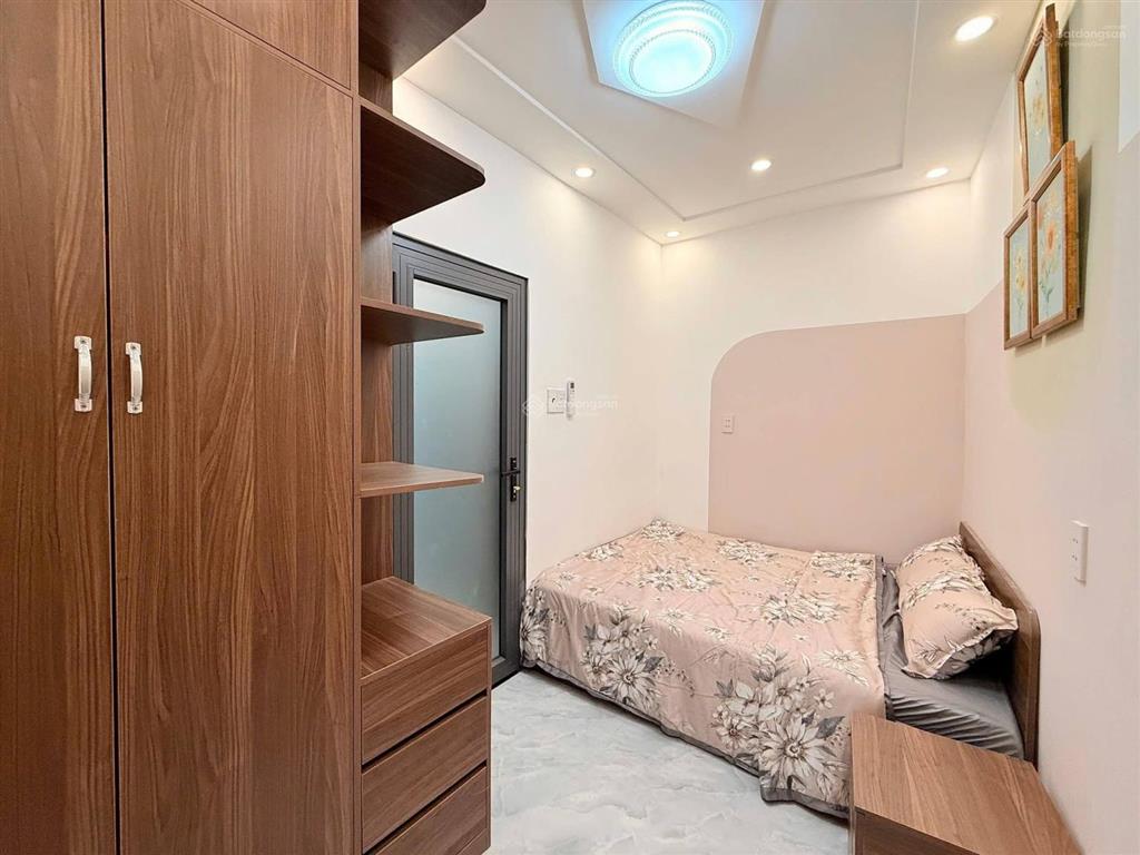 (căn nữ hoàng) full nt 55m2/2 tỷ 2 (2pn)sổ hồng,mới,vay 70%,căn góc ,mt nguyễn văn đâu 0794 818 ***