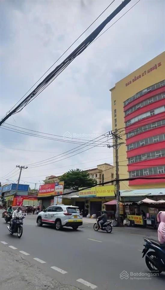 Lô đất trung tâm phước long hẻm 8m xe hơi tránh sổ riêng full thổ cư