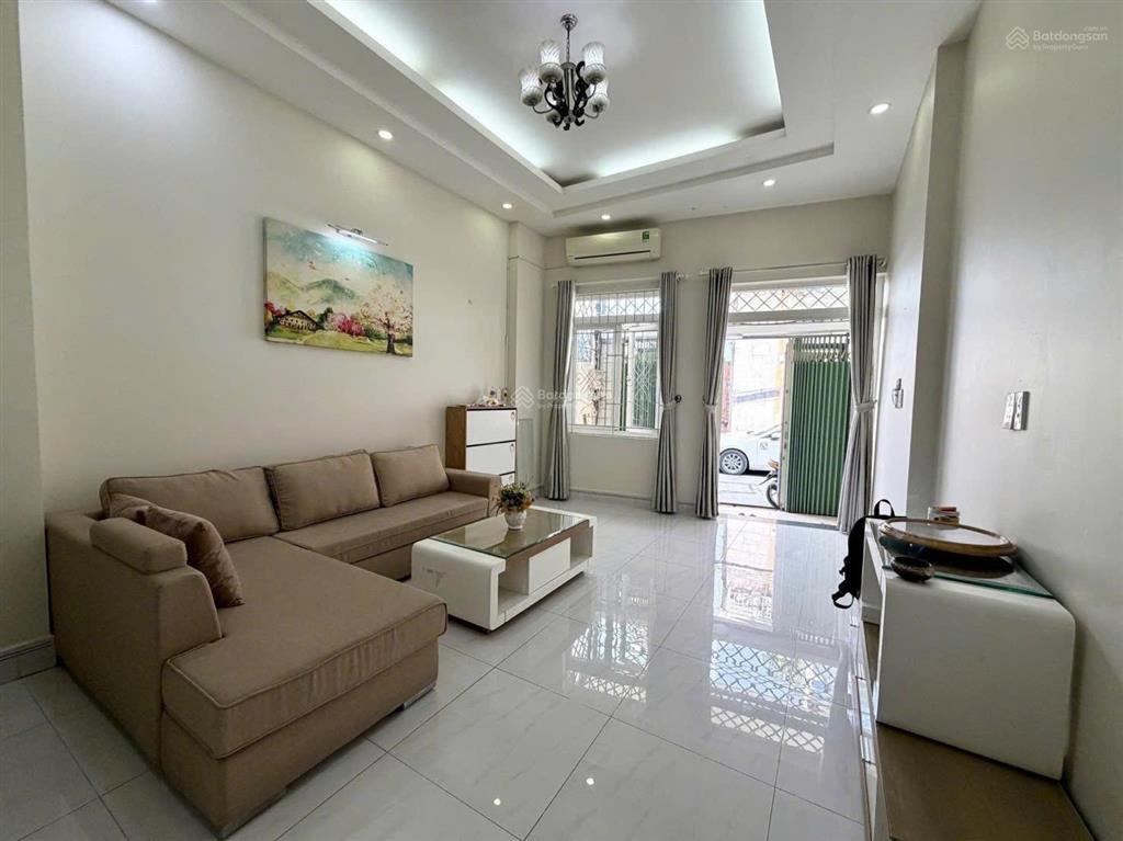 Nhà đẹp 3 tầng, đường 5m bình trưng quận 2 | 3pn  4wc  7.6 tỷ  dtxd 52m²  tổng sàn 117m²