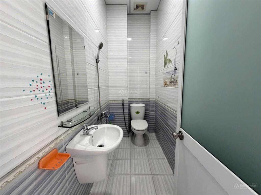 Nhà đẹp 3 tầng, đường 5m bình trưng quận 2 | 3pn  4wc  7.6 tỷ  dtxd 52m²  tổng sàn 117m²