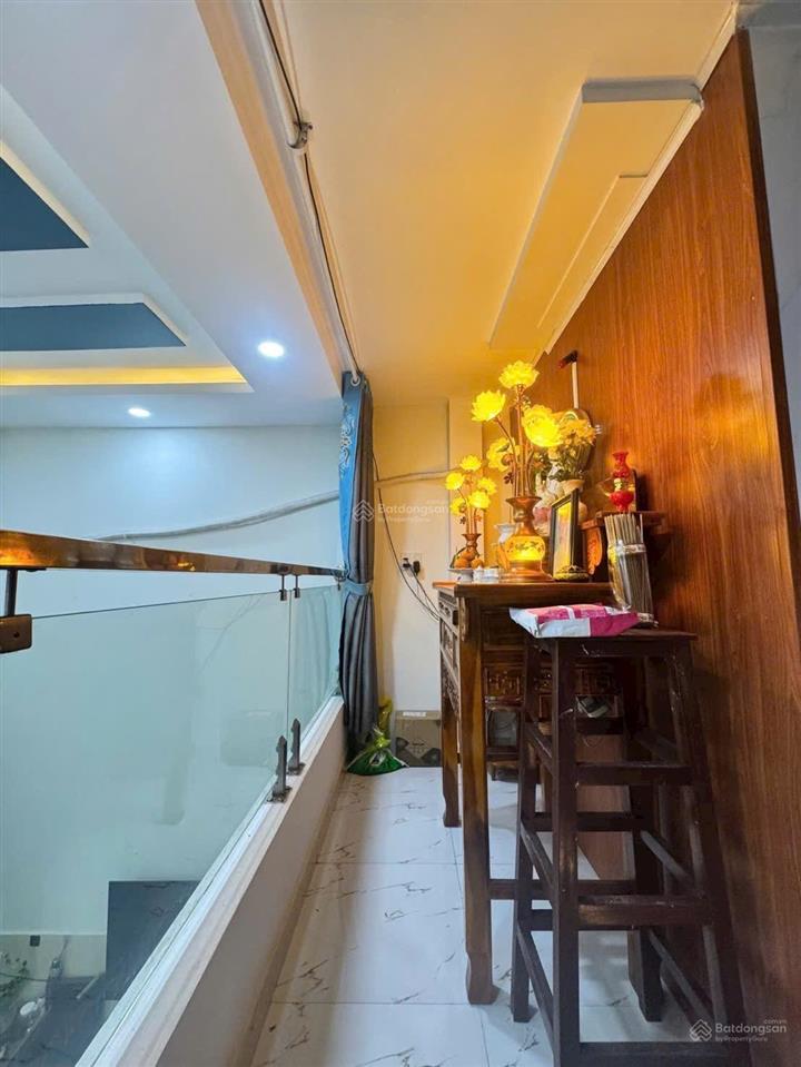 Nhà 3 tầng gần mt đ.359, phước long b kết cấu 1 trệt, 1 lửng, 1 lầu  3pn, 2wc 4,4 tỷ