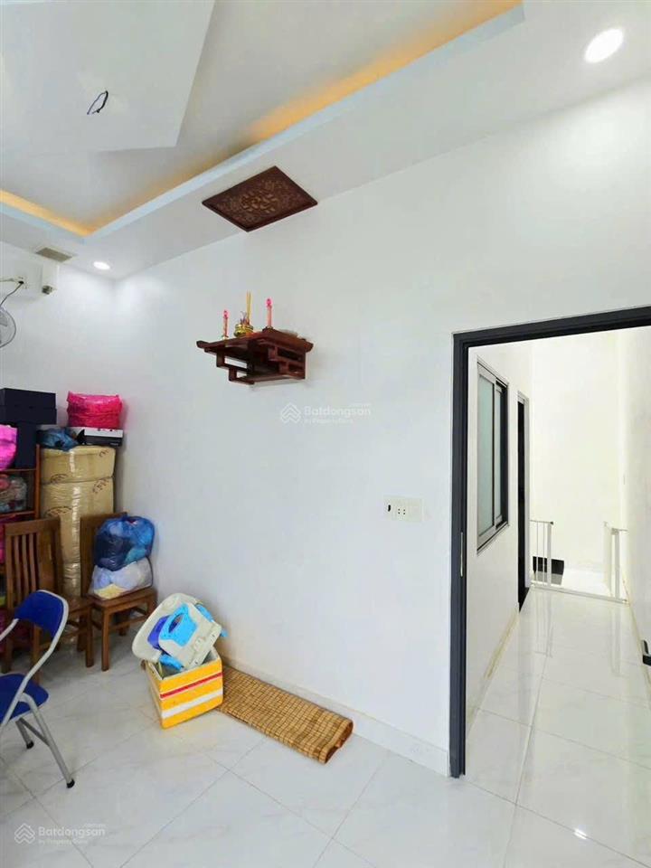 Nhà 1 trệt 1 lầu  1 xẹt đường số lò lu 50m² (cn 46m²)  ngang 4.6m vuông đẹp