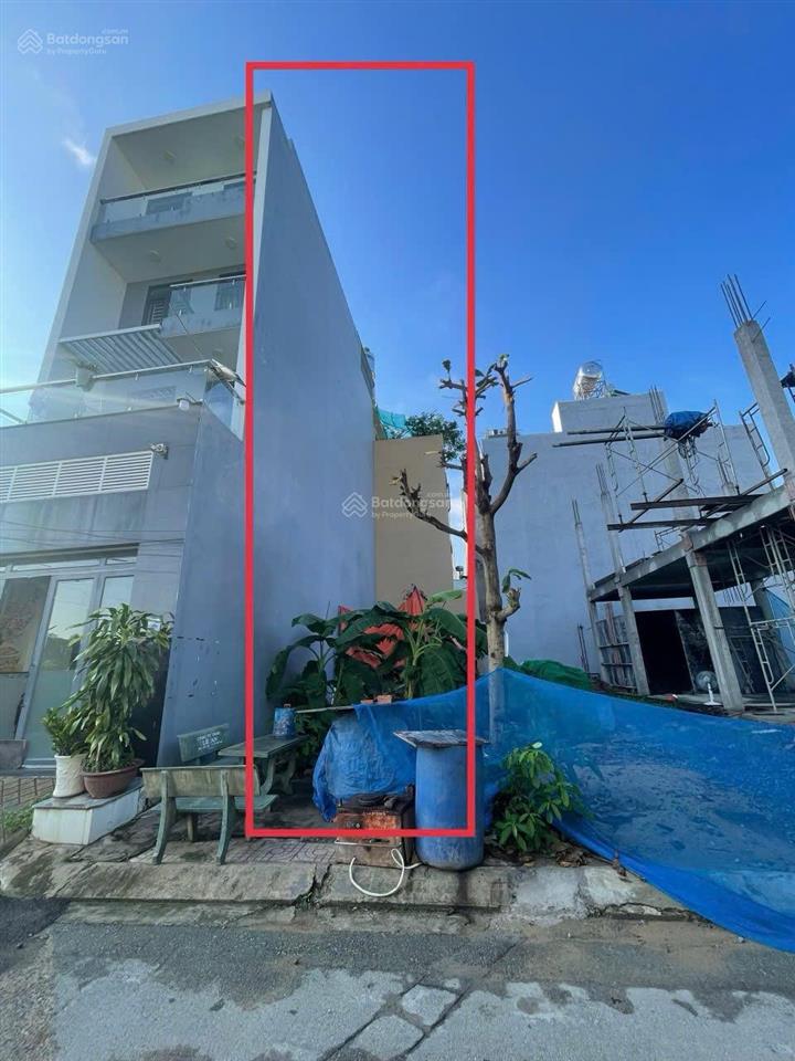Chỉ 3,8 tỷ sở hữu đất gò cát, phường phú hữu, 60m2 ngang 4,5 x 13,5m đường nhựa 8m