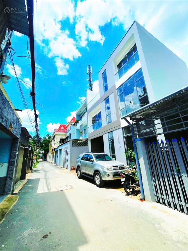 Đất nền 81m2 full thổ, phú hữu xe hơi tránh chỉ 4,6 tỷ
