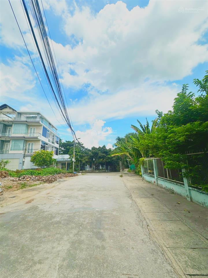 Chỉ 3,8 tỷ sở hữu đất long trường 68m, full thổ cư, đường quy hoạch 12m, ngang 5